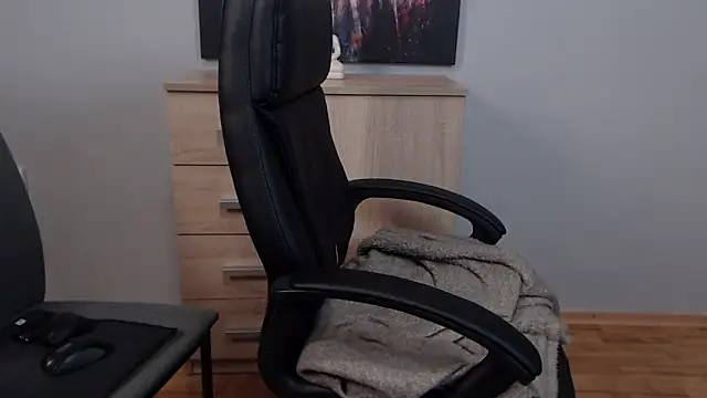 Snapshot of Dylan_Best chatting on March 16, 2025, 8:32 pm Dylan Best online show from March 16, 2025, 8:32 pm