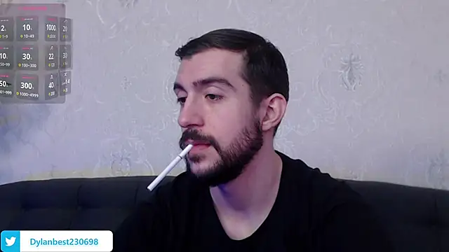 Snapshot of Dylan_Best chatting on February 28, 2025, 11:23 pm Dylan Best online show from February 28, 2025, 11:23 pm