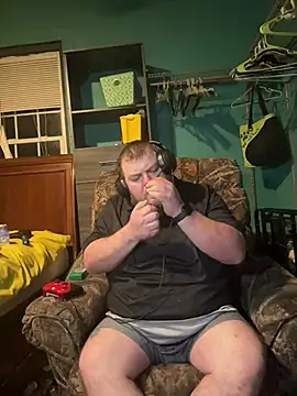 Snapshot of fatdickdaddy448 chatting on December 26, 2024, 12:03 am fatdickdaddy448 online show from December 26, 2024, 12:03 am