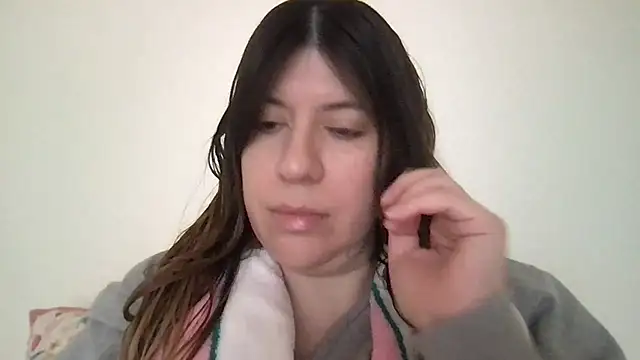 Snapshot of HYPHYtype chatting on March 2, 2025, 7:08 pm HYPHYtype online show from March 2, 2025, 7:08 pm