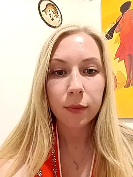 Prettierkate online show from February 15, 2025, 9:49 pm