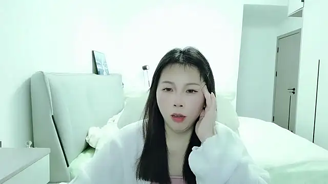 Snapshot of Sunset_glow chatting on December 14, 2025, 2:00 pm Sunset glow online show from December 14, 2025, 2:00 pm