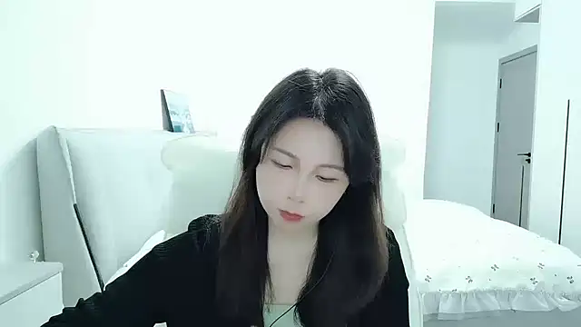 Sunset glow online show from February 25, 2026, 10:15 am