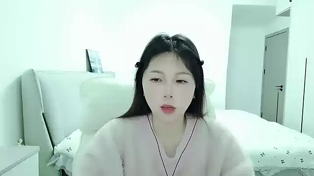 Snapshot of Sunset_glow chatting on January 9, 2026, 10:11 am Sunset glow online show from January 9, 2026, 10:11 am