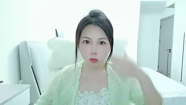 Snapshot of Sunset_glow chatting on September 30, 2025, 7:58 am Sunset glow online show from September 30, 2025, 7:58 am