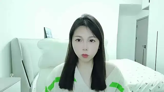 Snapshot of Sunset_glow chatting on November 7, 2025, 10:20 am Sunset glow online show from November 7, 2025, 10:20 am