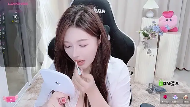Snapshot of Happy_Kitty chatting on January 17, 2025, 2:50 pm Happy Kitty online show from January 17, 2025, 2:50 pm