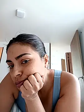 Ivanna2 online show from April 22, 2026, 2:46 pm