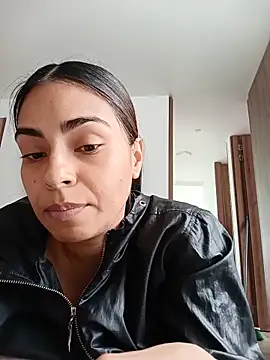 Ivanna2 online show from May 19, 2026, 4:03 pm