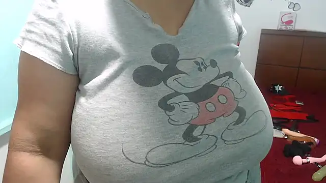 NatalySexxxMilk online show from October 26, 2025, 7:20 am