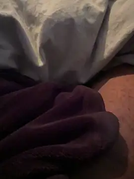 Snapshot of chocolatelongstrokes chatting on March 13, 2026, 1:27 pm chocolatelongstrokes online show from March 13, 2026, 1:27 pm