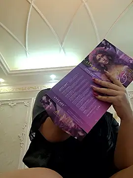 Snapshot of PamelaTomson chatting on January 7, 2026, 12:32 pm PamelaTomson online show from January 7, 2026, 12:32 pm