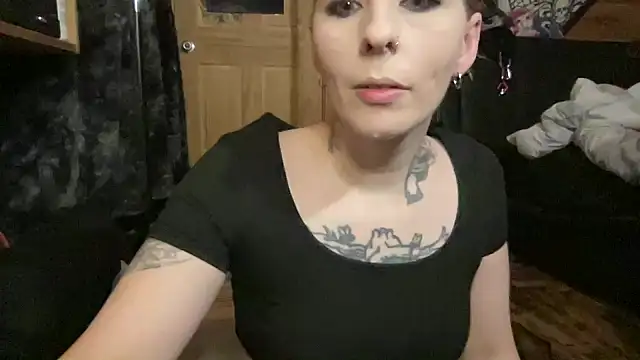 TeenyDoll online show from March 11, 2026, 2:27 am