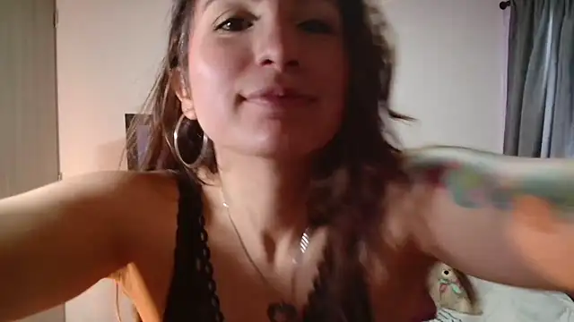 Snapshot of vanessabrown_ chatting on March 3, 2025, 2:28 pm vanessabrown online show from March 3, 2025, 2:28 pm