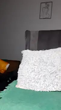 PearlSexxy69 online show from November 27, 2025, 8:31 pm