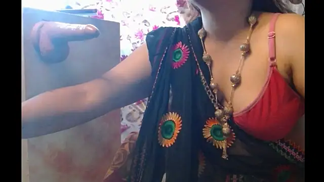 Snapshot of Star-Night chatting on October 25, 2025, 8:35 am Star-Night online show from October 25, 2025, 8:35 am