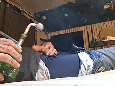 MrDaRkO 420 online show from April 5, 2026, 3:35 am