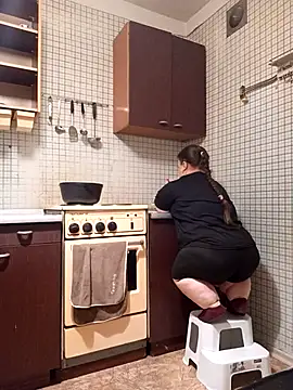 Janiffer MiMi online show from November 25, 2025, 9:59 pm