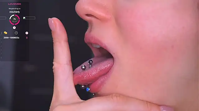 Holla Molly online show from March 2, 2026, 7:15 am