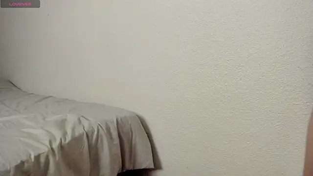 Snapshot of pareja_veda chatting on November 4, 2025, 10:52 am pareja veda online show from November 4, 2025, 10:52 am