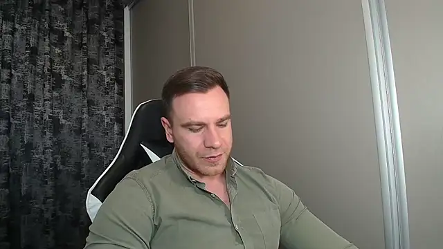 Thori92 online show from April 5, 2026, 11:28 am