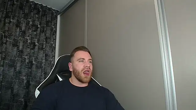 Thori92 online show from October 26, 2025, 4:51 pm