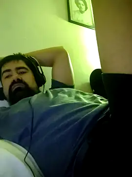 VonDoomdelToro online show from February 2, 2025, 11:18 am