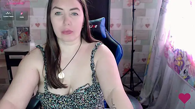 Snapshot of Korolek12 chatting on March 6, 2025, 1:24 pm Korolek12 online show from March 6, 2025, 1:24 pm