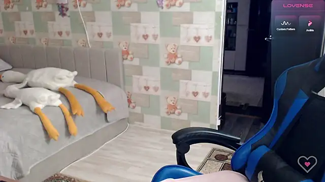 Korolek12 online show from February 26, 2026, 4:45 am