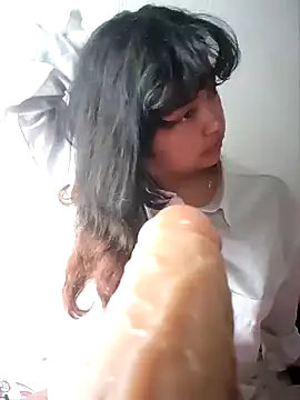 Peach Girll online show from February 1, 2025, 7:23 pm