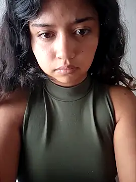 Peach Girll online show from March 8, 2025, 5:01 pm