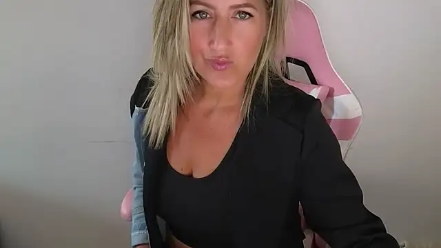 TessToy online show from May 13, 2026, 7:37 am