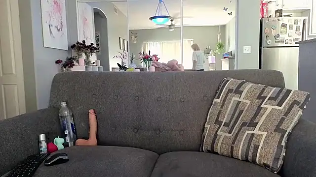 Lexi Shocker online show from January 13, 2026, 8:57 pm