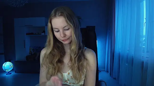 Cuddle Cat online show from January 12, 2026, 6:09 am