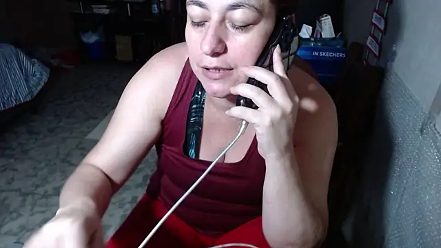 Barbiegomez online show from April 17, 2026, 4:43 pm