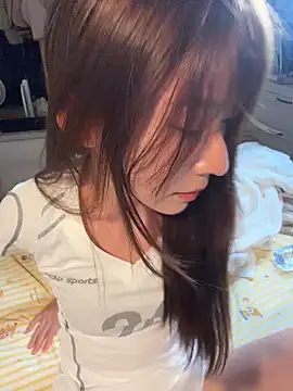 Luna520 online show from June 15, 2026, 1:44 pm