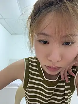 Luna520 online show from July 12, 2026, 2:29 pm