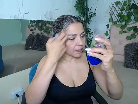 cum bigass online show from April 13, 2026, 12:31 pm