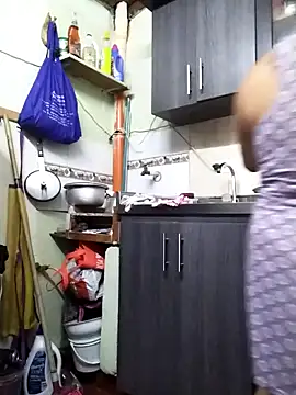 Snapshot of Monseratte21 chatting on February 17, 2025, 4:39 pm Monseratte21 online show from February 17, 2025, 4:39 pm