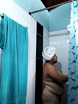 Snapshot of Monseratte21 chatting on March 1, 2025, 8:32 pm Monseratte21 online show from March 1, 2025, 8:32 pm