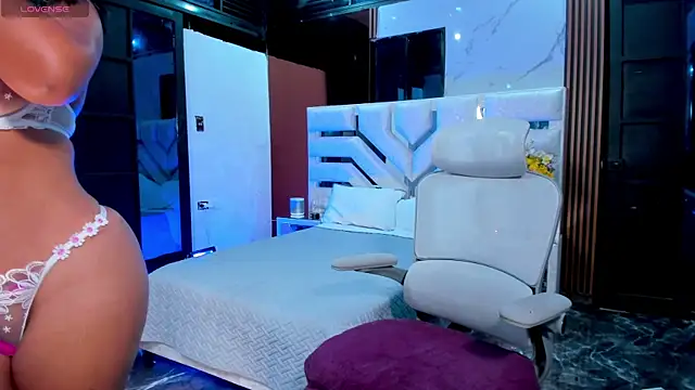 KiaMiller online show from September 25, 2025, 12:27 am