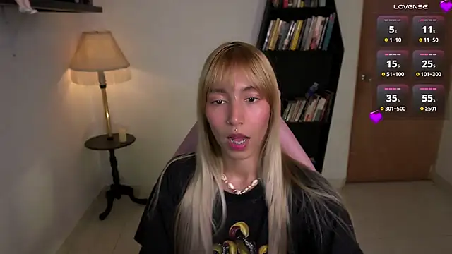 Saucy Jenn online show from February 6, 2026, 3:13 am