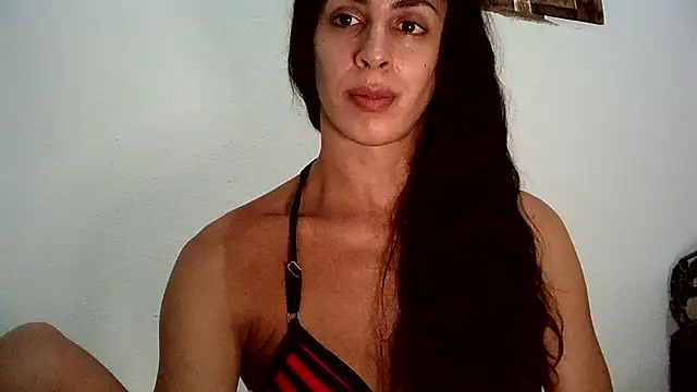Snapshot of AlexiaDuucan chatting on February 28, 2025, 5:37 pm AlexiaDuucan online show from February 28, 2025, 5:37 pm