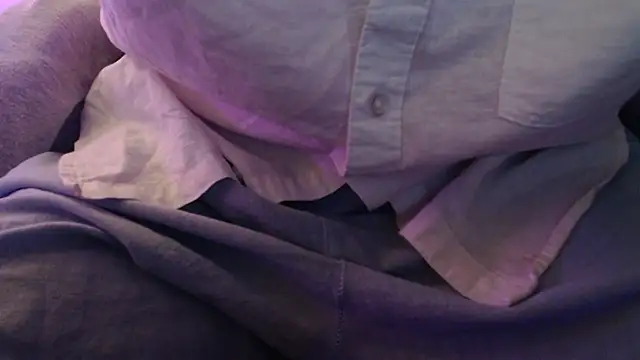 Snapshot of herver67 chatting on February 1, 2026, 1:15 am herver67 online show from February 1, 2026, 1:15 am