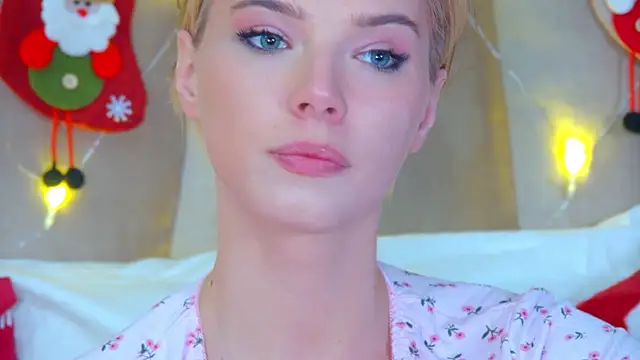 GentleRossi online show from December 20, 2025, 4:04 am