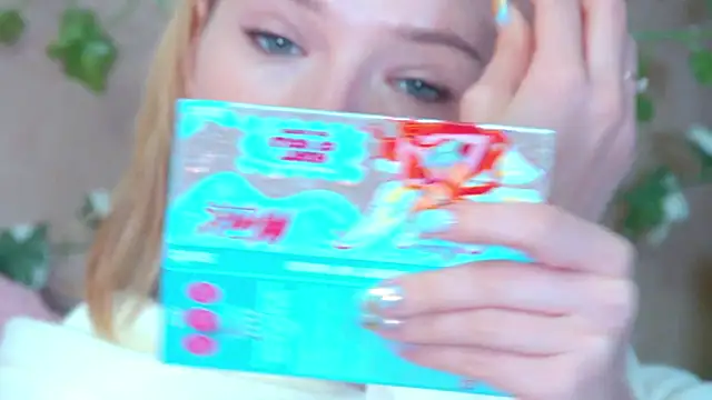 GentleRossi online show from April 9, 2026, 3:07 pm