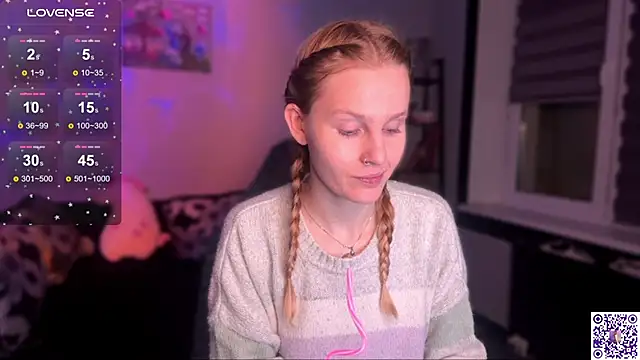 Chanel Gill online show from November 19, 2025, 6:30 pm