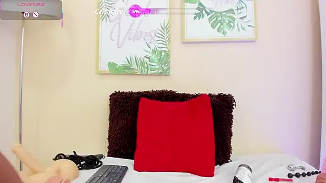 Snapshot of pameela_brown chatting on October 11, 2025, 4:02 am pameela brown online show from October 11, 2025, 4:02 am