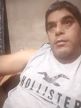 Snapshot of Tonilp1984 chatting on April 2, 2026, 8:59 pm Tonilp1984 online show from April 2, 2026, 8:59 pm