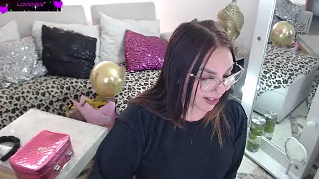 Myrnasexxx online show from July 11, 2026, 11:54 am